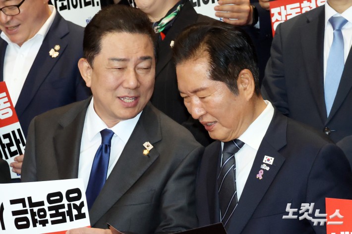 대화하는 정청래-김병기