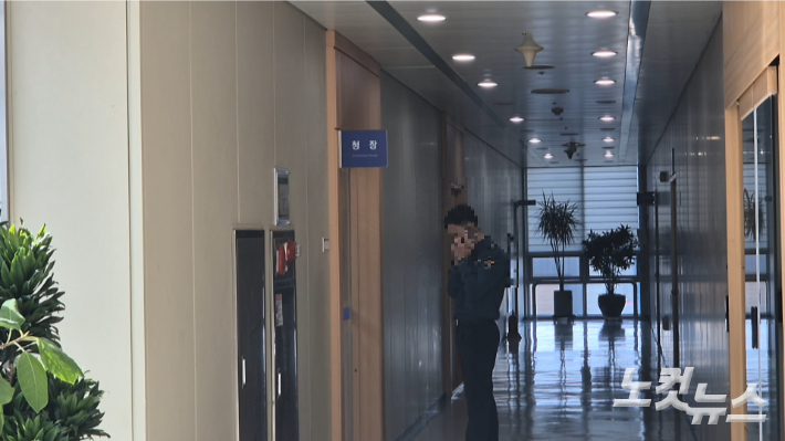 전북경찰청장 사무실. 22일 해병특검의 압수수색이 진행 중이다. 심동훈 기자