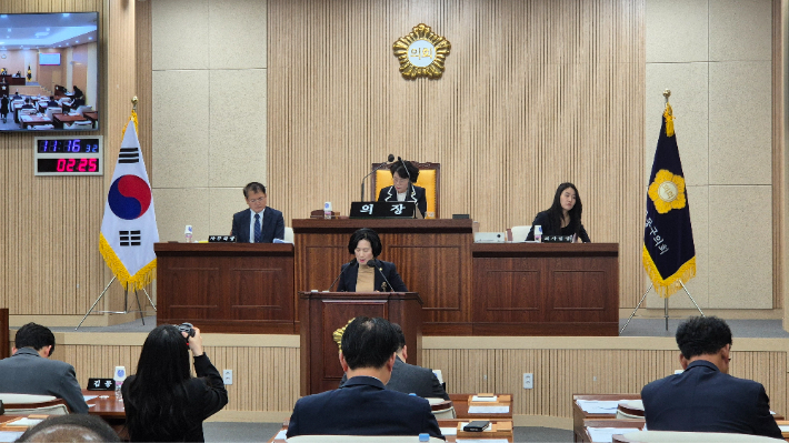 22일 대구 동구의회가 제347회 2차 본회의를 열었다. 정진원 기자