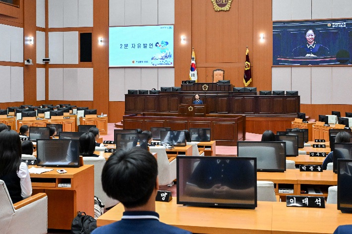  부산시의회 2025년 하반기 중학생 의회교실. 시의회 제공