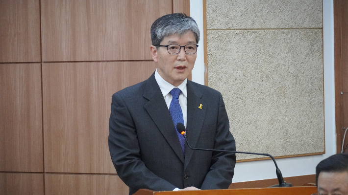 박승렬 목사는 "기본에 충실한 교회가 되길 원한다"며 "우리가 먼저 하나님의 거룩한 말씀은 실천하면 시민들은 교회를 신뢰하게 될 것"이라고 강조했다. 이어 "청년과 여성이 자유롭고 안전한 교회를 만들어 갈 것"이라고 밝혔다.