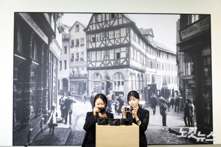 전자식 뷰파인더(EVF)를 탑재한 Leica M EV1