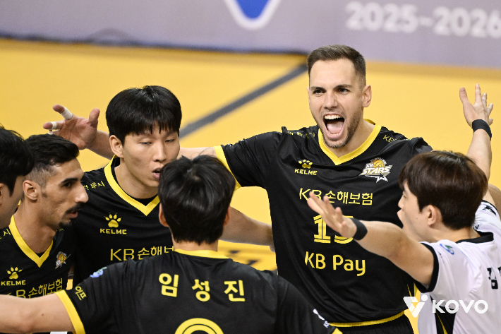 KB손해보험 승리. 한국배구연맹