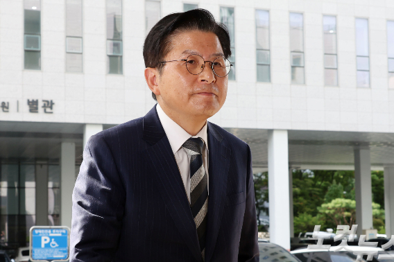 황진환 기자