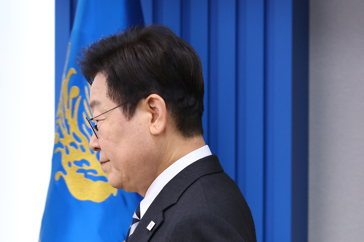 '李사법리스크' 재점화에…與 '재판중지법' 군불