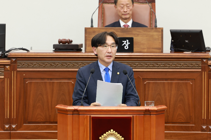 전홍표 창원시의원. 창원시의회 제공 