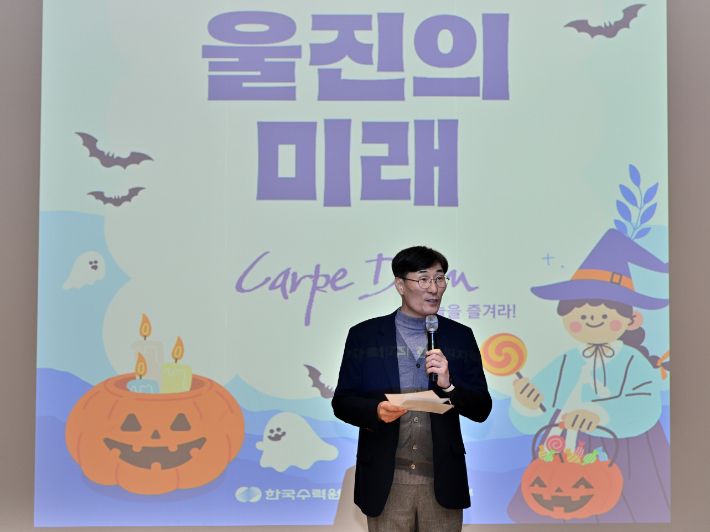 한울본부 이세용 본부장이 상고문화제에서 인사말을 하고 있다. 한울본부 제공