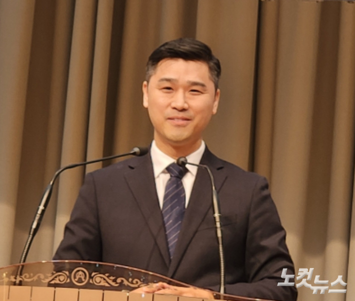 현정환 담임목사. 충북CBS