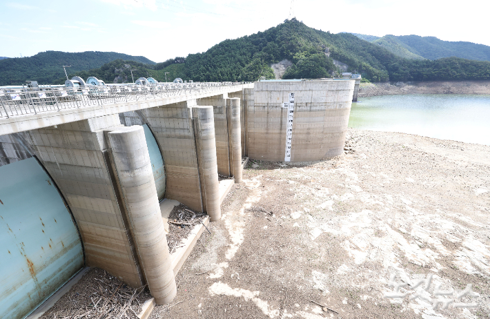 강릉 오봉저수지. 류영주 기자