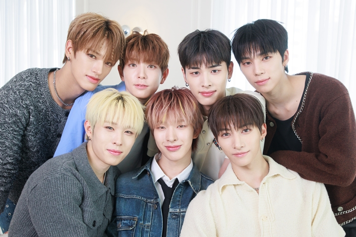 타이틀곡 '비트-복서' 안무에 토모야, 유우, 하루가 참여했다. 연합뉴스