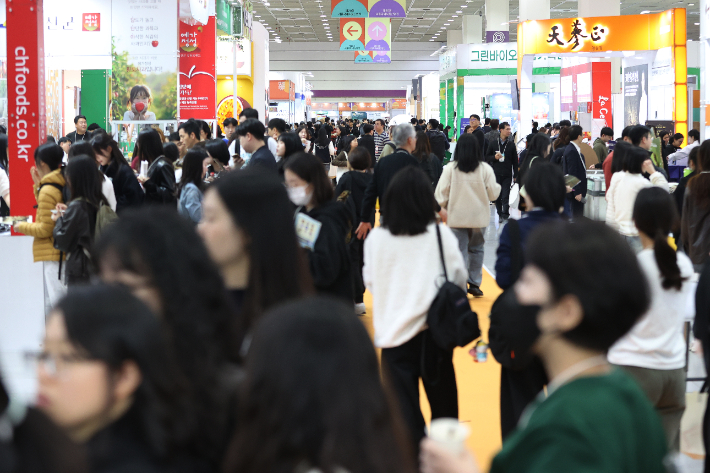 29일 서울 강남구 코엑스에서 '2025 푸드위크 코리아'가 열리고 있다. 연합뉴스