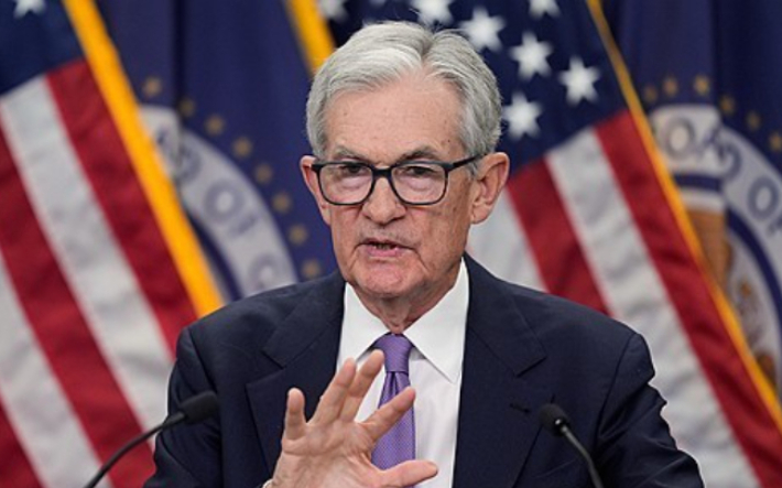 제롬 파월 연준 의장이 29일(현지시간) 미국 워싱턴DC 연준에서 기자회견을 하고 있다. 연합뉴스