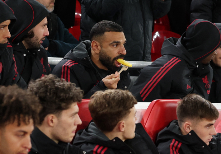 명단에서 빠진 채 경기를 지켜본 무함마드 살라흐. 연합뉴스