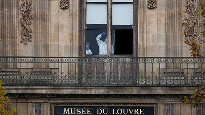 도둑들이 드나든 루브르 박물관 창문. 연합뉴스