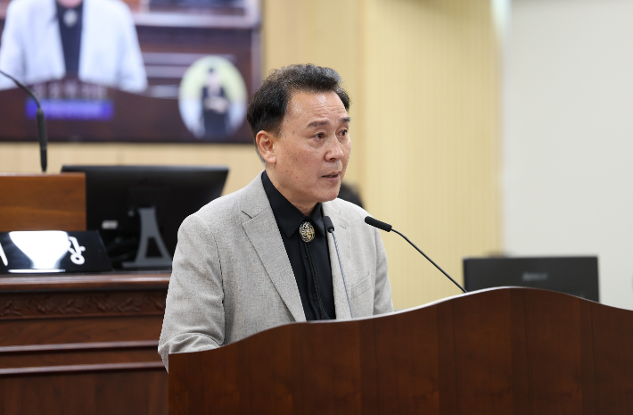 김성택 청주시의원. 청주시의회 제공