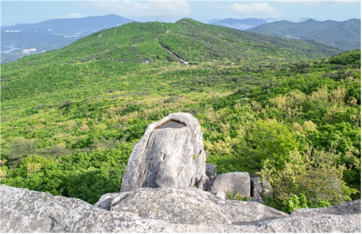 금정산. 부산시 제공