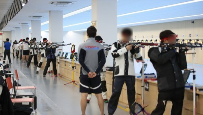 진천선수촌 실내사격장에서 훈련 중인 선수들. 사진은 기사 내용과 관계 없음. 연합뉴스