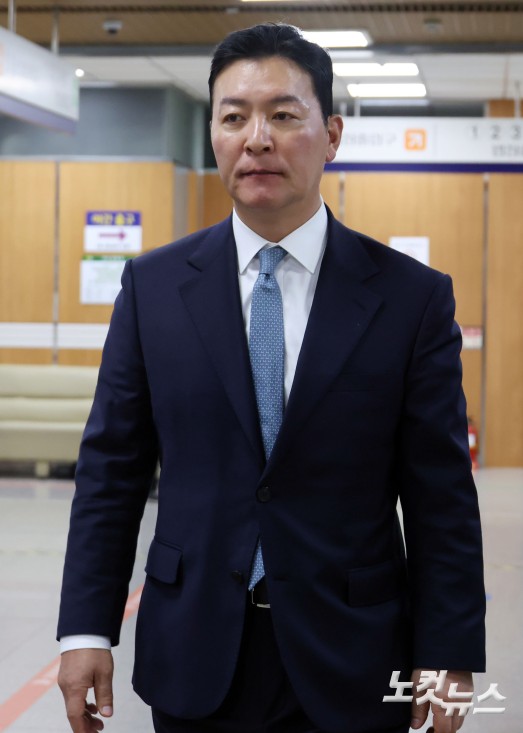 尹재판에 증인출석하는 김성훈 전 경호처 차장