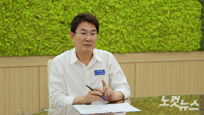노관규 순천시장이 순천의 인구 정책과 청년 정주 대책에 대해 설명하고 있다. 전남CBS