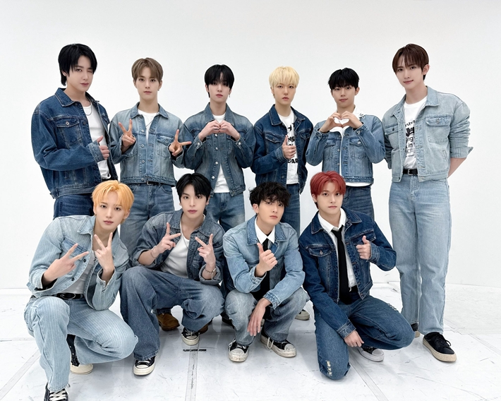 싸이커스는 지난달 27일 오후 서울 용산구의 한 카페에서 미니 6집 '하우스 오브 트리키 : 레킹 더 하우스' 발매 기념 라운드 인터뷰를 열었다. 싸이커스 공식 트위터