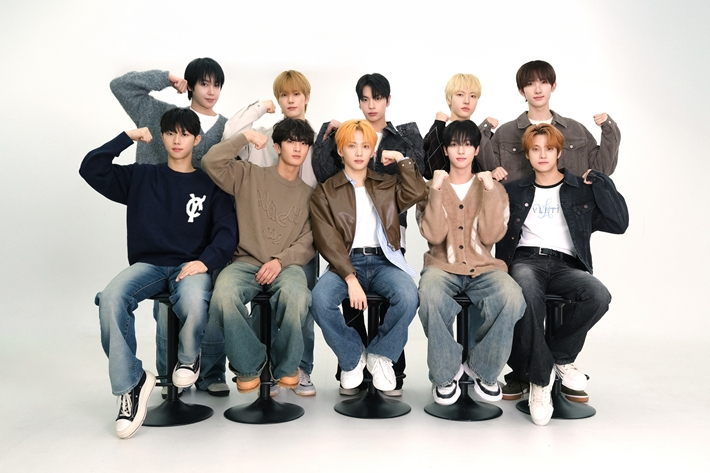 싸이커스는 하우스 장르의 타이틀곡 '슈퍼파워'로 활동한다. KQ엔터테인먼트 제공