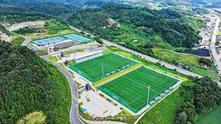 괴산 스포츠타운. 괴산군 제공