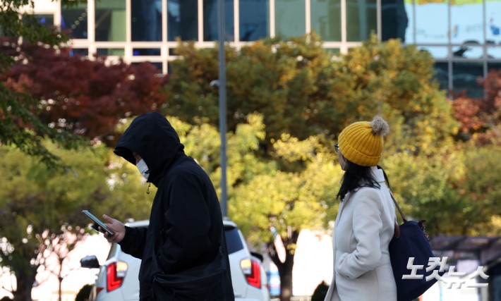 가을과 겨울 사이
