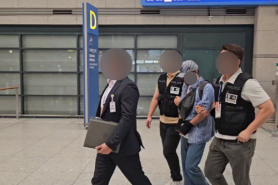 캄보디아 '노쇼 사기' 범죄 단체 조직원 검거 현장. 강원경찰청 제공