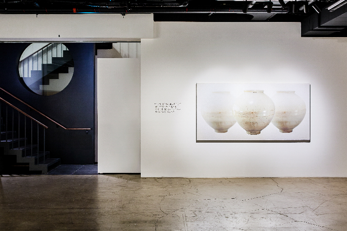 고영훈 화백의 개인전 '실재와 본질'이 서울 강남구 서울옥션에서 7일까지 열린다. 서울옥션 제공