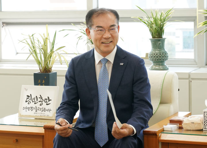 국민의힘이 재개발 정보 의혹을 받고 있는 조병길 부산 사상구청장을 제명하면서, 내년 지방선거판이 요동치고 있다. 사상구 제공