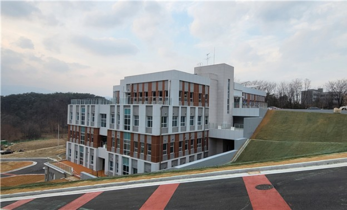 강릉시립노인요양센터 신축 현장 전경. 강릉시 제공