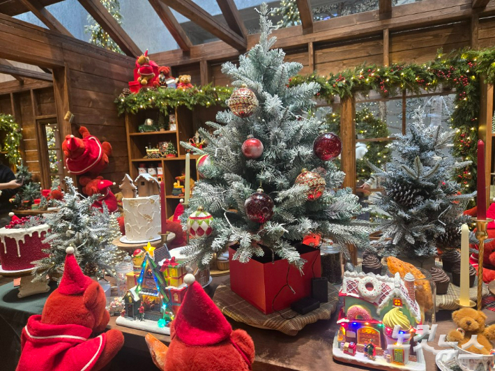 더현대 대구 1층 크리스마스 장식 공간. 류연정 기자