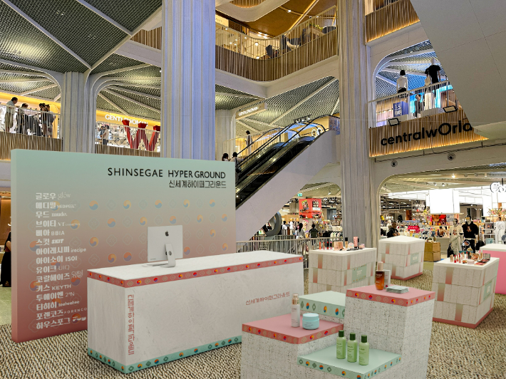 센트럴월드 팝업 전경. 신세계백화점 제공