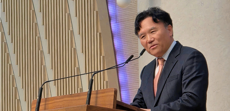 부흥전도단 부단장 박재순 장로가 단장 최석기 장로의 인사말을 대독하고 있다. 한세민 교계기자