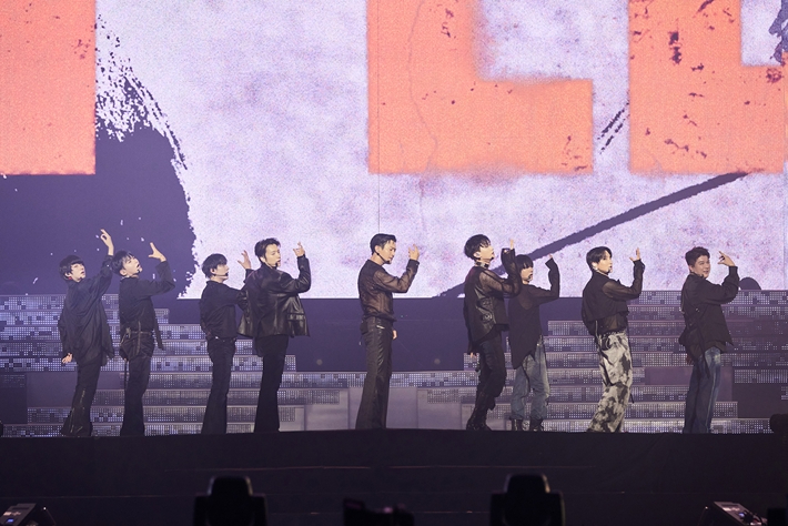 올해 8월 서울 송파구 올림픽공원 케이스포돔(구 체조경기장)에서 열린 '슈퍼쇼10' 공연 모습. SM엔터테인먼트 제공