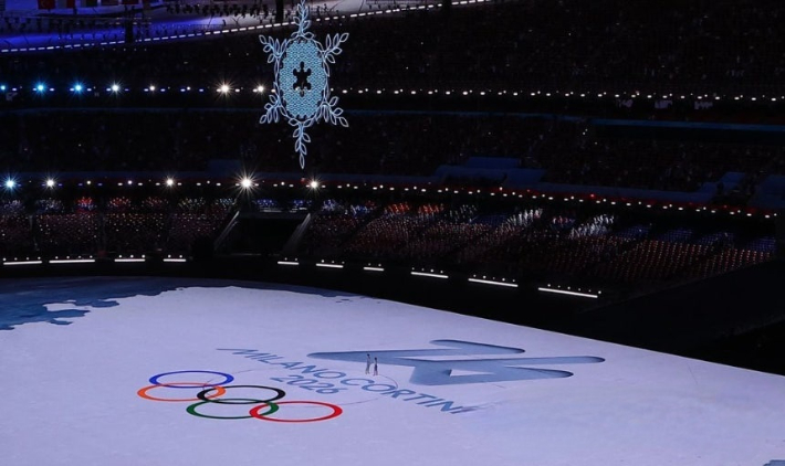 지난 2022년 2월 20일 중국 베이징 국립경기장에서 열린 2022 베이징 동계올림픽 폐회식에서 2026 이탈리아 밀라노·코르티나담페초 올림픽을 알리는 공연이 진행되고 있다. 연합뉴스