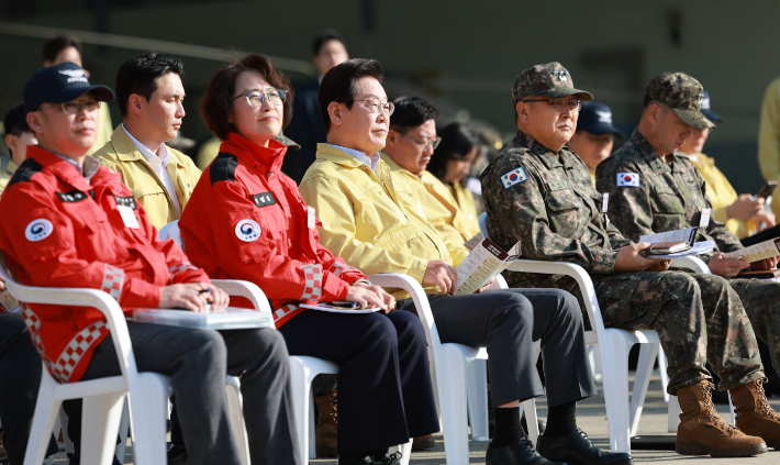 몸살에도 산불 챙긴 李대통령…"국민 생명이 제1책무"
