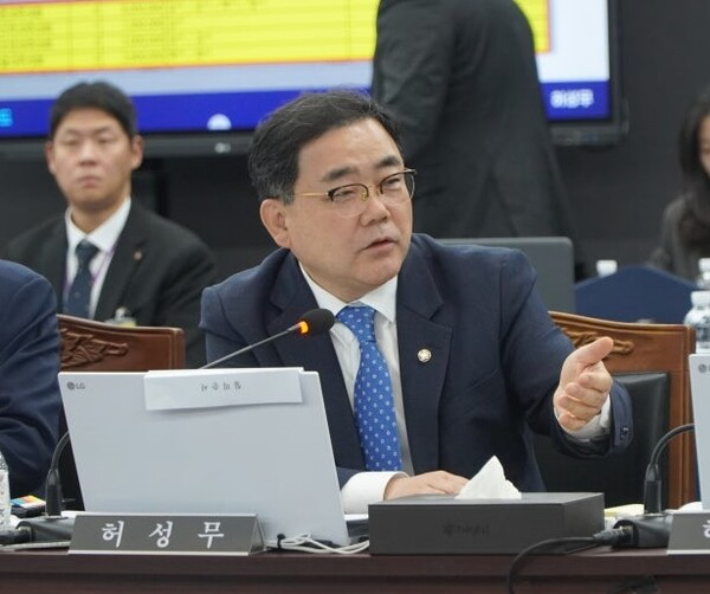 허성무 더불어민주당 경남도당위원장. 경남도당 제공