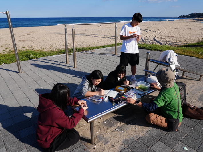 '마을 곳곳 예술탐사단 2기' 생태모둠 활동사진. 고성문화재단 제공