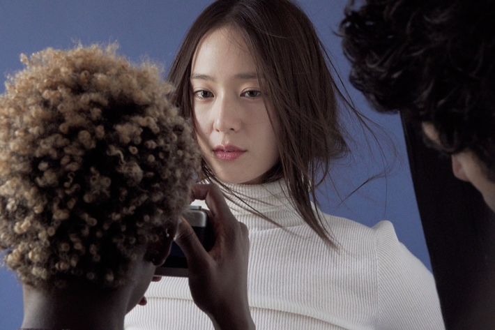 크리스탈이 오는 27일 솔로로 첫 싱글을 낸다. BANA 제공