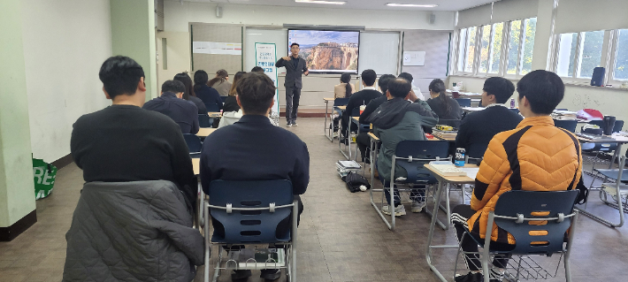 산업체 대표 초청 진로 인터뷰. 청암대학교 제공