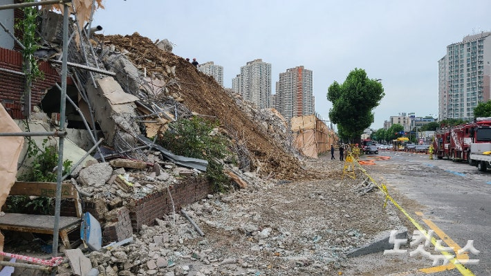 지난 2021년 6월 9일 광주 동구 학동4구역 재개발 철거 현장에서 안전관리 부실로 5층 건물이 무너져 총 17명의 사상자가 발생했다. 김한영 기자