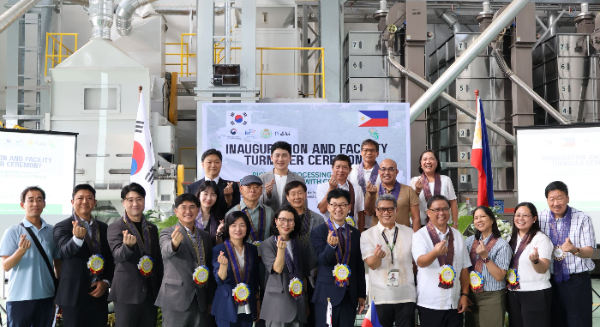 농림축산식품부(이하 농식품부)가 지원하고 한국농어촌공사가 수행한 '필리핀 고품질 쌀 종자의 지속 가능한 생산 및 보급을 위한 역량강화사업' 준공식이 지난 6일 '필리핀 미작연구소 본부(Phil Rice CES)'에서 개최됐다. 농식품부 제공