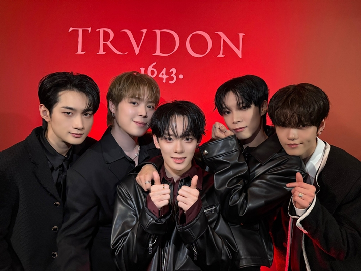 그룹 베리베리가 오는 12월 1일 네 번째 싱글 '로스트 앤 파운드'로 컴백한다. 베리베리 공식 트위터