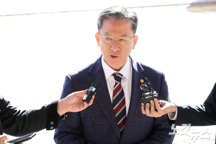 정성호 "항소 포기 문제 없어"…검사들 '지휘부 사퇴' 촉구[박지환의 뉴스톡]