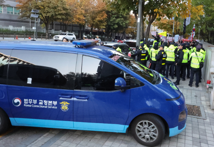 [속보]윤석열, 해병특검 사무실 도착…곧 조사 시작