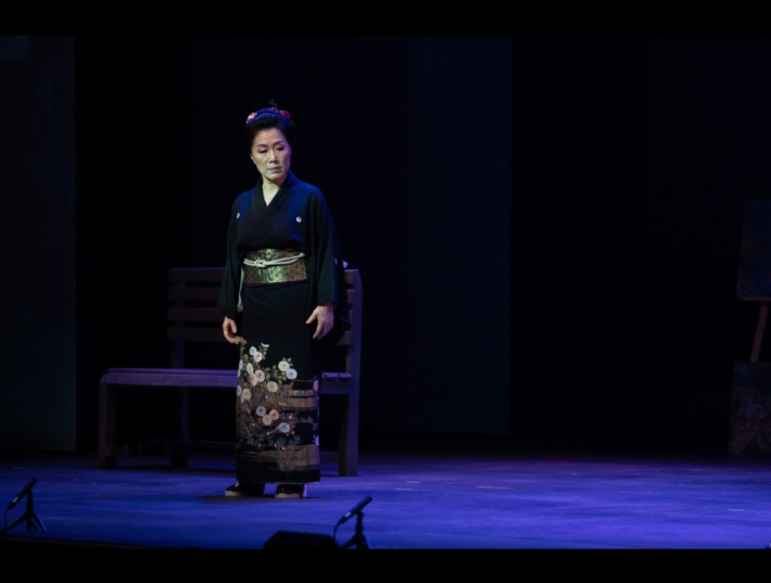 이중섭오페라 中,  마사코 母 역할로 열연 중인 제화미 권사. 제화미 권사 제공