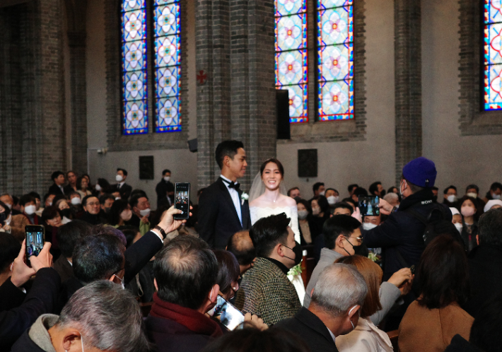 지난 2022년 12월 여자골프 세계 랭킹 1위 리디아 고와 정태영 현대카드 부회장의 아들 정준 씨의 결혼식 장면. 연합뉴스