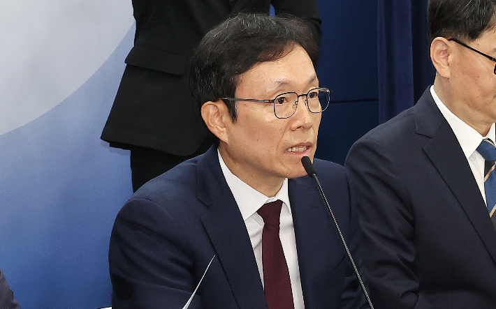 부동산 불법행위 대응 관련 브리핑하는 김규철 국토부 주택토지실장. 연합뉴스