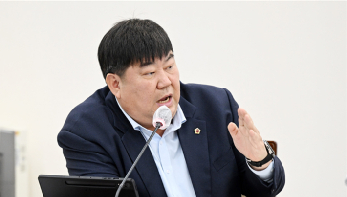 전원석 부산시의원(더불어민주당, 사하). 부산시의회 제공